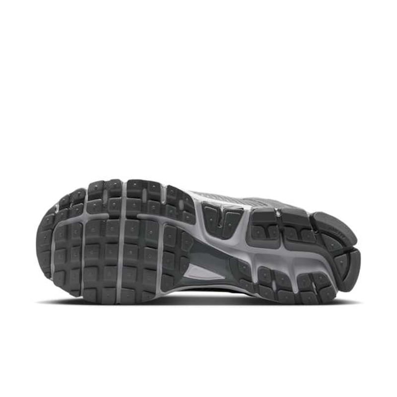 Nike Zoom Vomero 5 HF1553-003 02