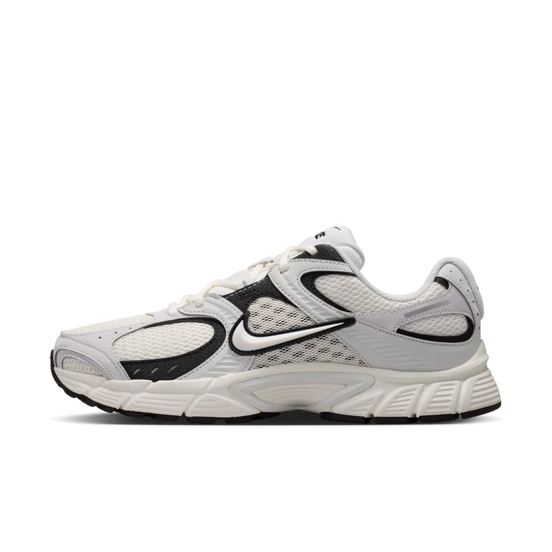 Sneakersy Nike V5 RNR "Sail & Black" | Mezczyzni | Sportstyle | 01 | SPORTSHOWROOM