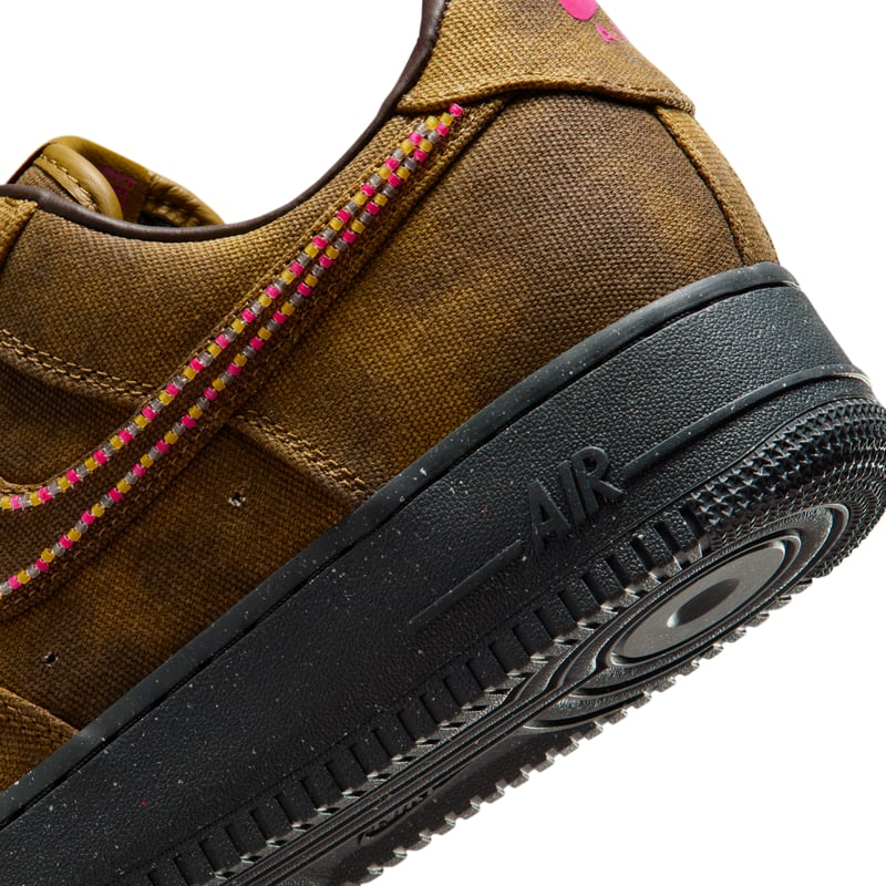 Tenisky Nike Air Force 1 Low '07 QS Boucle "Desert Moss" | Muži | Sportstyle | 07 | SPORTSHOWROOM