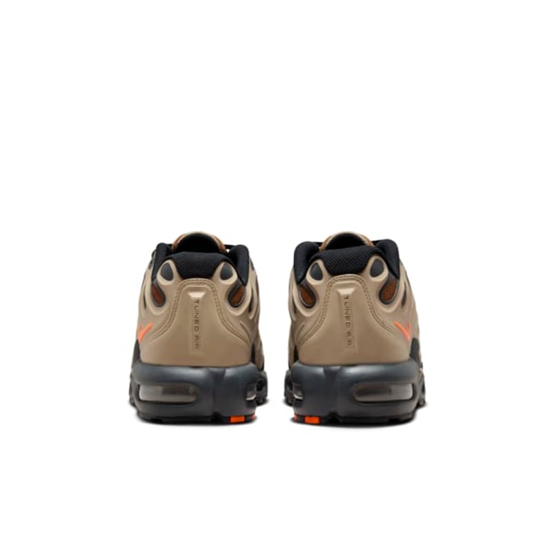 Nike Air Max Plus Drift FZ3041-200 06