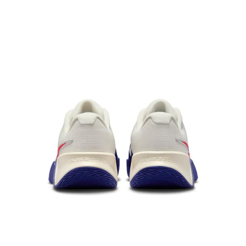 Nike GP Challenge Pro Premium HJ6767-500 06