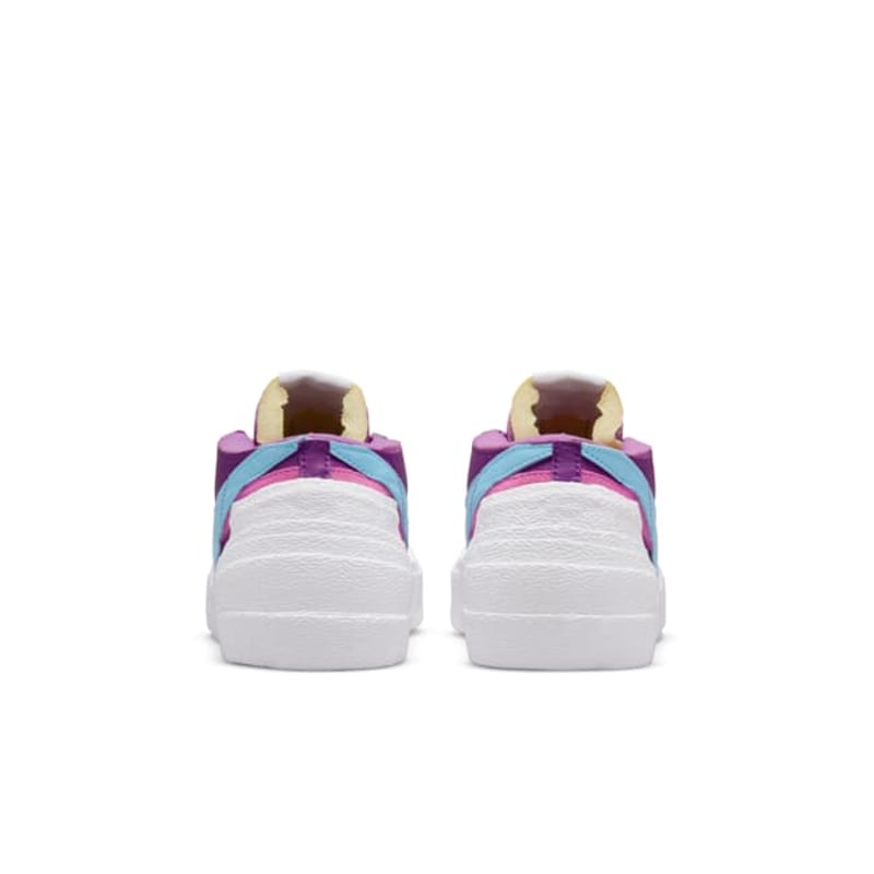 Nike Blazer Low x KAWS x sacai DM7901-500 06