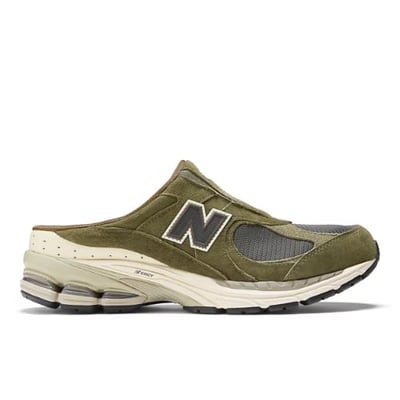 New Balance 2002R Mule x Sneakersnstuff M2002RMS