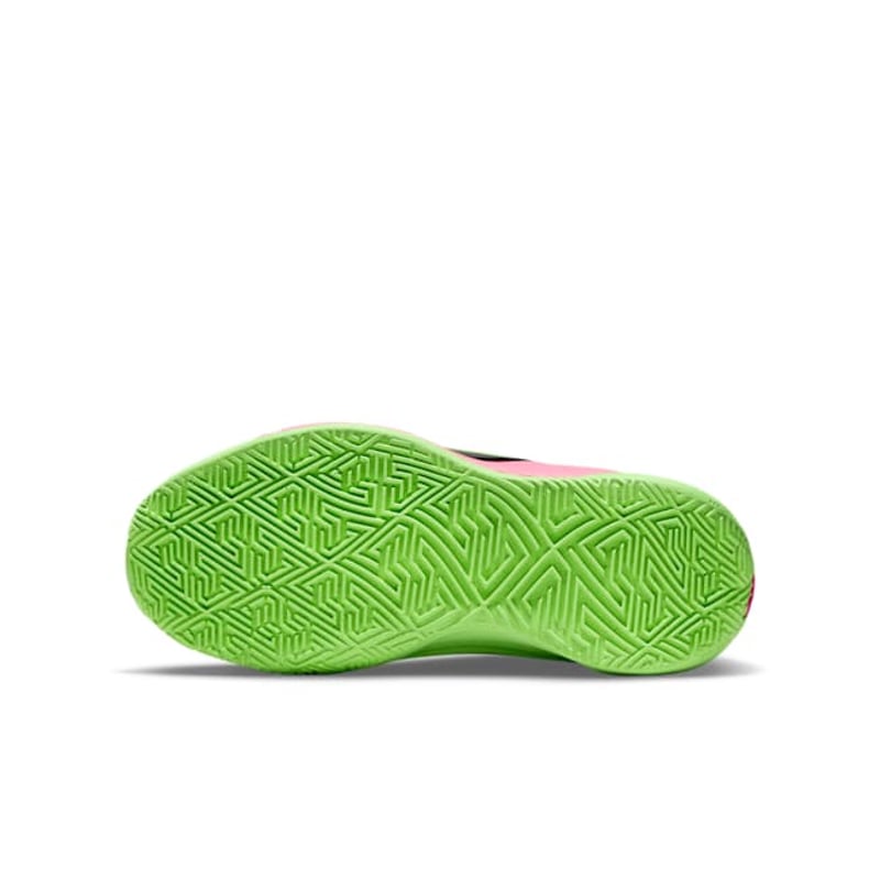 Nike Giannis Freak 6 FQ7378-301 02