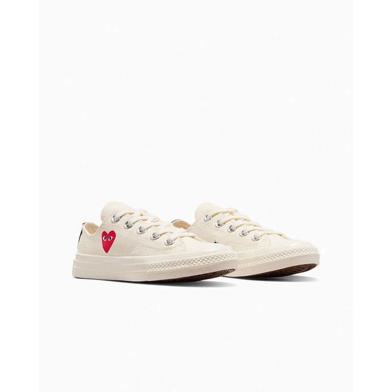 Converse Chuck 70 Low x Comme des Garçons PLAY ‘Single Heart’ A08807C 05