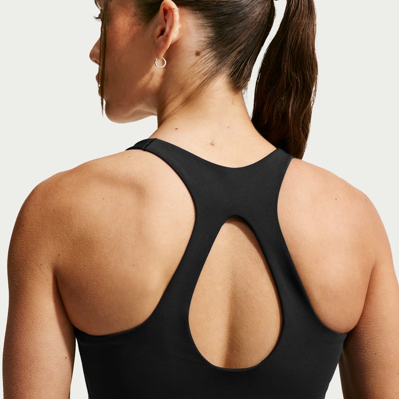 Nike Universa Medium-Support IF0950-010 02