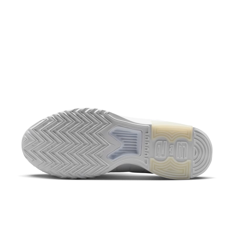 Nike LeBron Witness 9 II7520-100 02