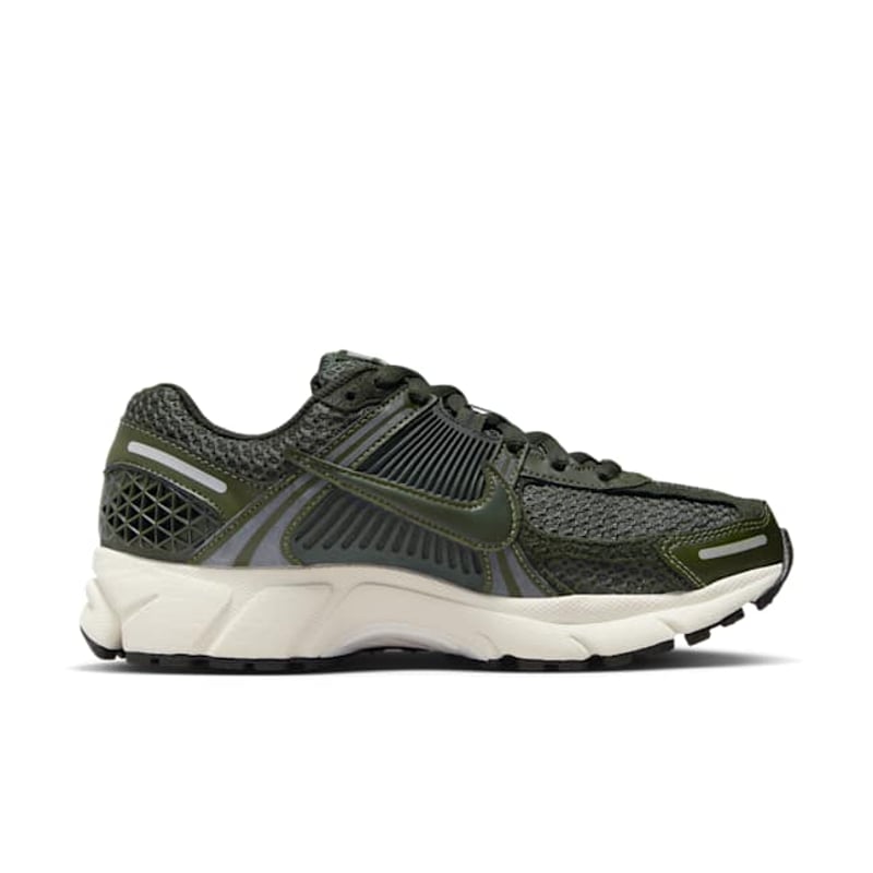 Nike Zoom Vomero 5 FQ8898-325 03