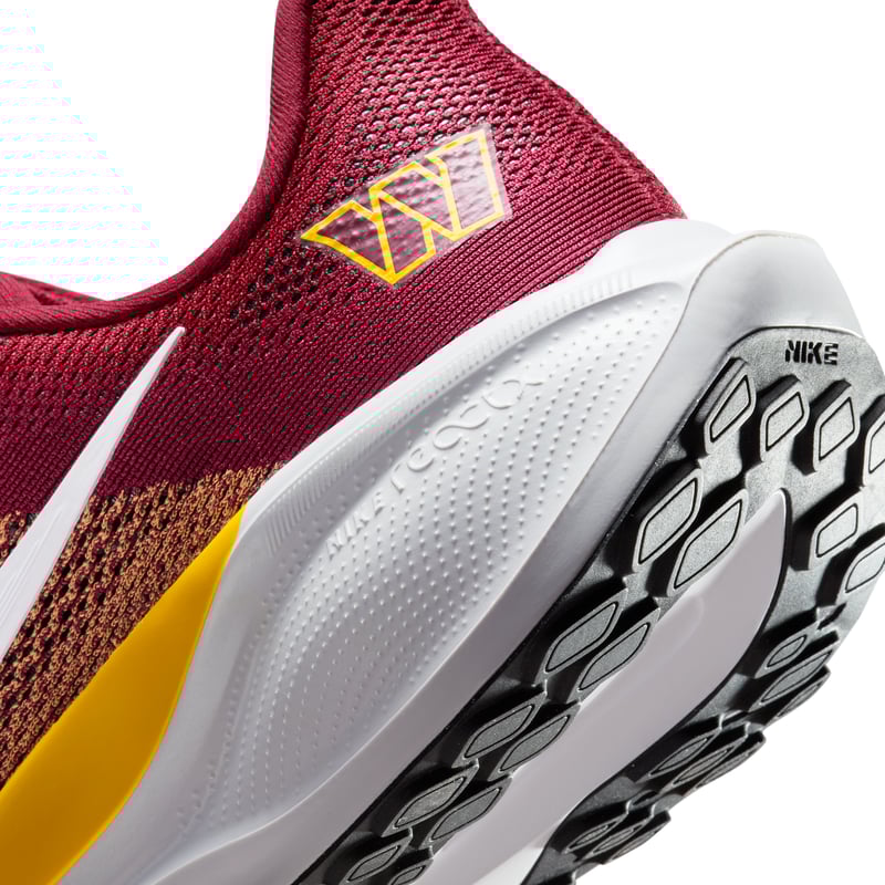 Nike Pegasus 41 x NFL IB3184-600 08