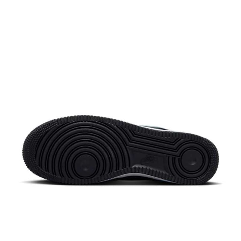 Nike Air Force 1 '07 HF3839-001 02