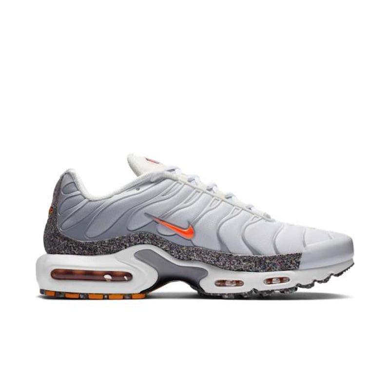 Nike Air Max Plus DA1500-100 03