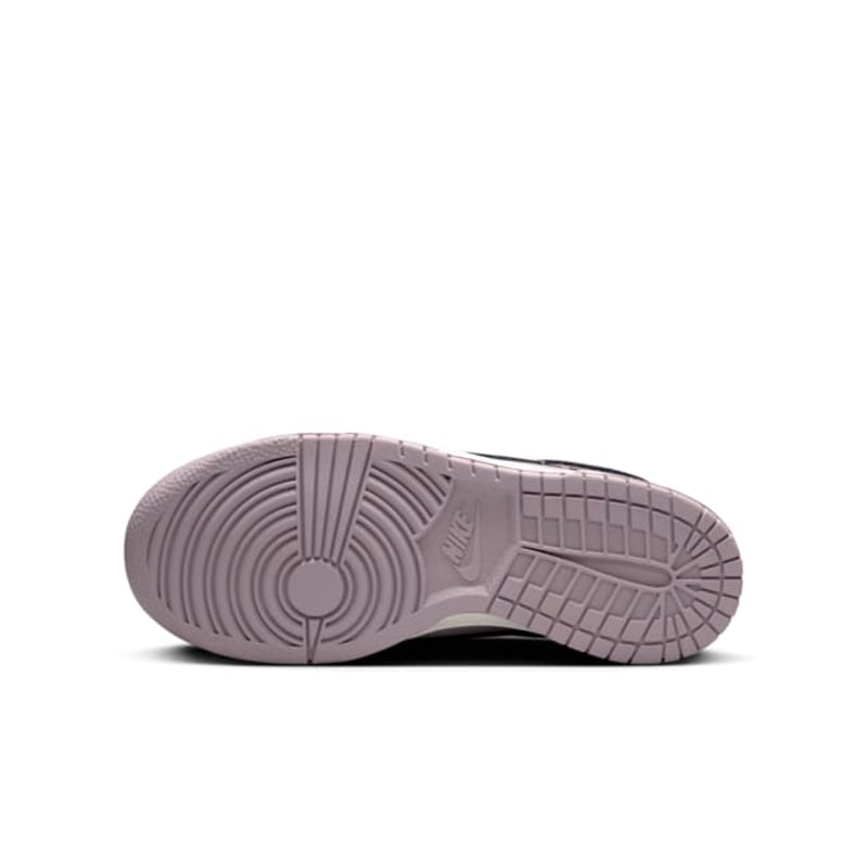 Nike Dunk Low HQ3573-202 02