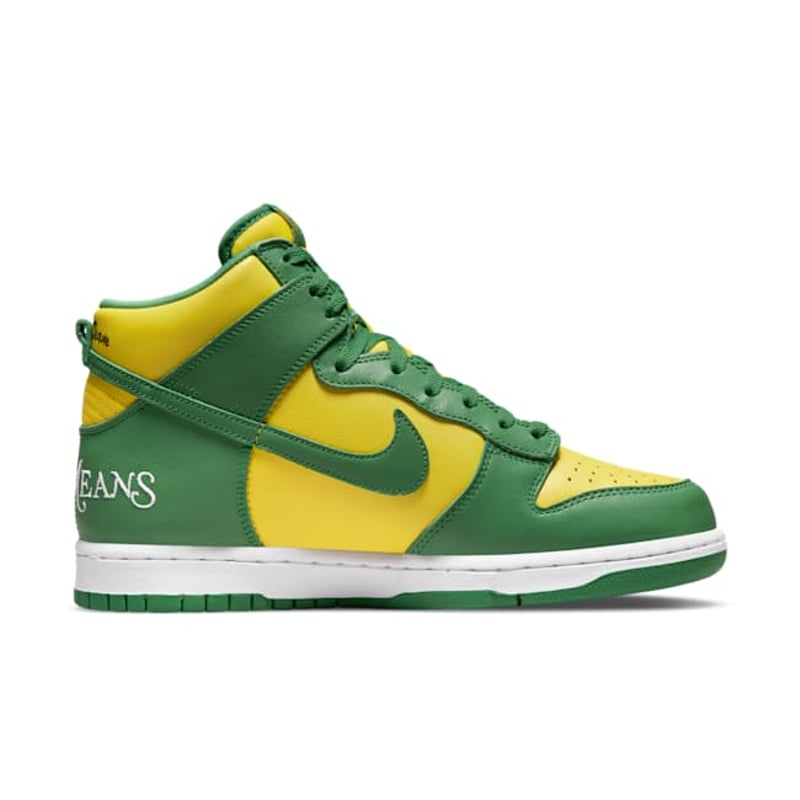 Nike SB Dunk High x Supreme ‘By Any Means’ DN3741-700 03