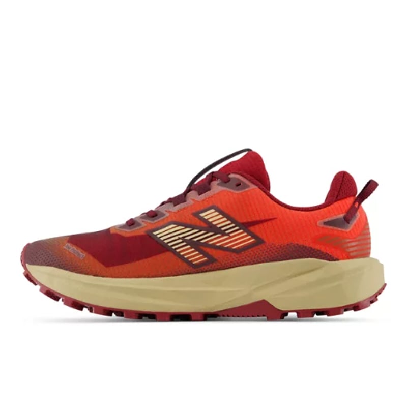 Tekaški copati New Balance FuelCell Rebel Trail "Maple & Neo Flame" | Moški | Tek | 01 | SPORTSHOWROOM
