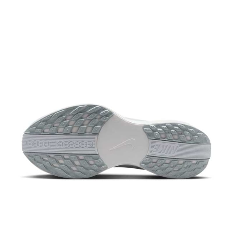 Nike Pegasus Plus FQ7261-101 02