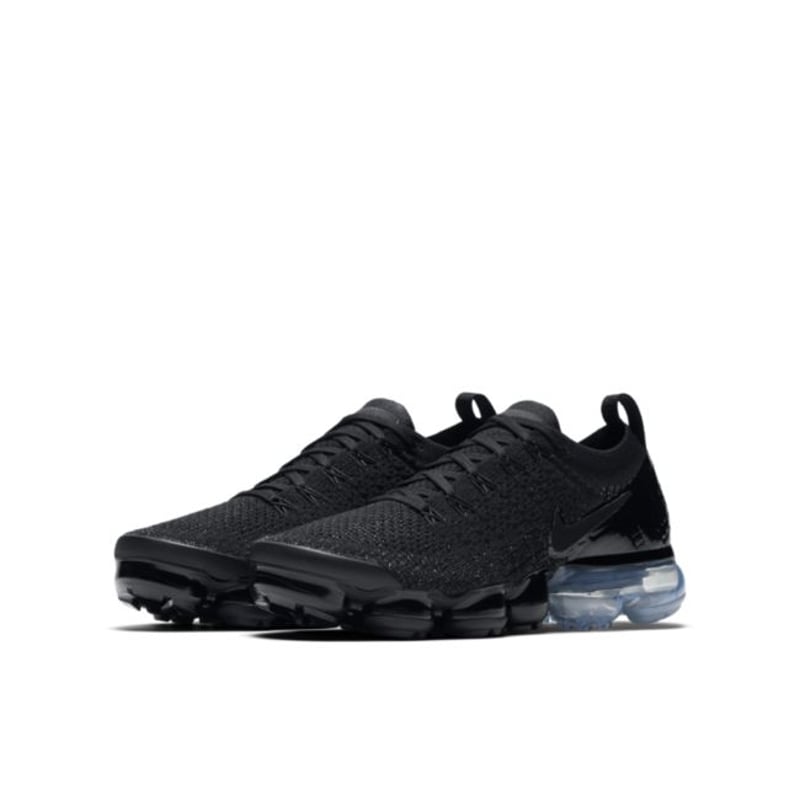 Black vapormax sale flyknit 2