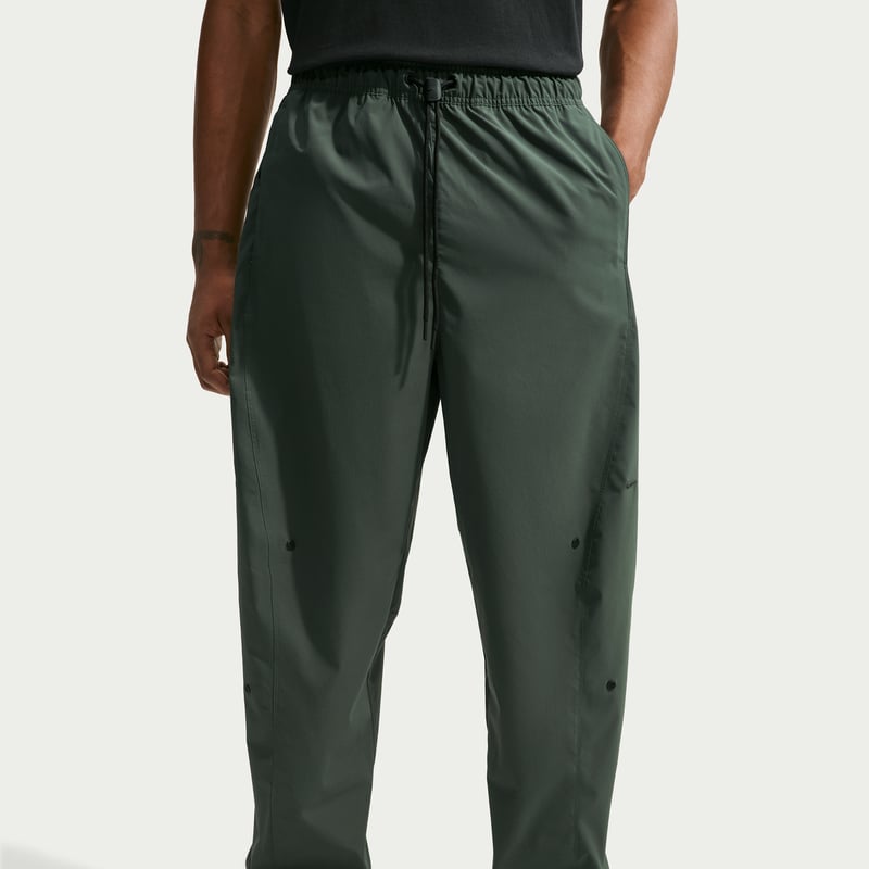 Spodnie Nike Tech Helios Dri-FIT Open-Hem "Camo Green" | Mezczyzni | Sportstyle | 01 | SPORTSHOWROOM