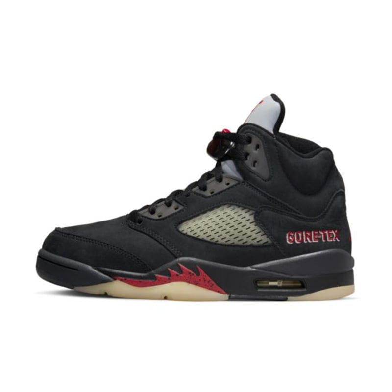 Jordan 5 Retro Gore-Tex DR0092-001 01