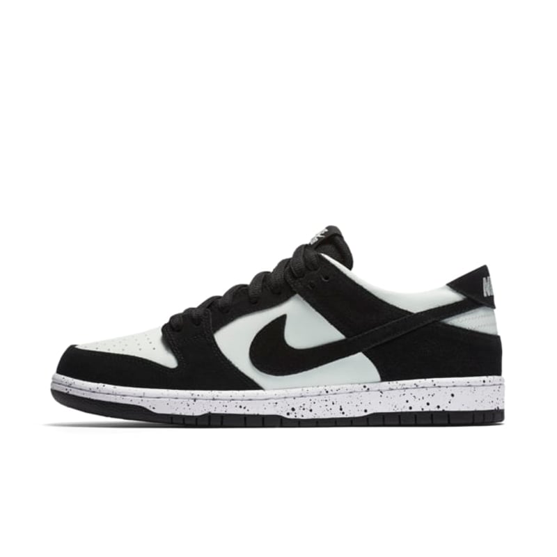 Nike SB Zoom Dunk Low Pro 854866-003 01