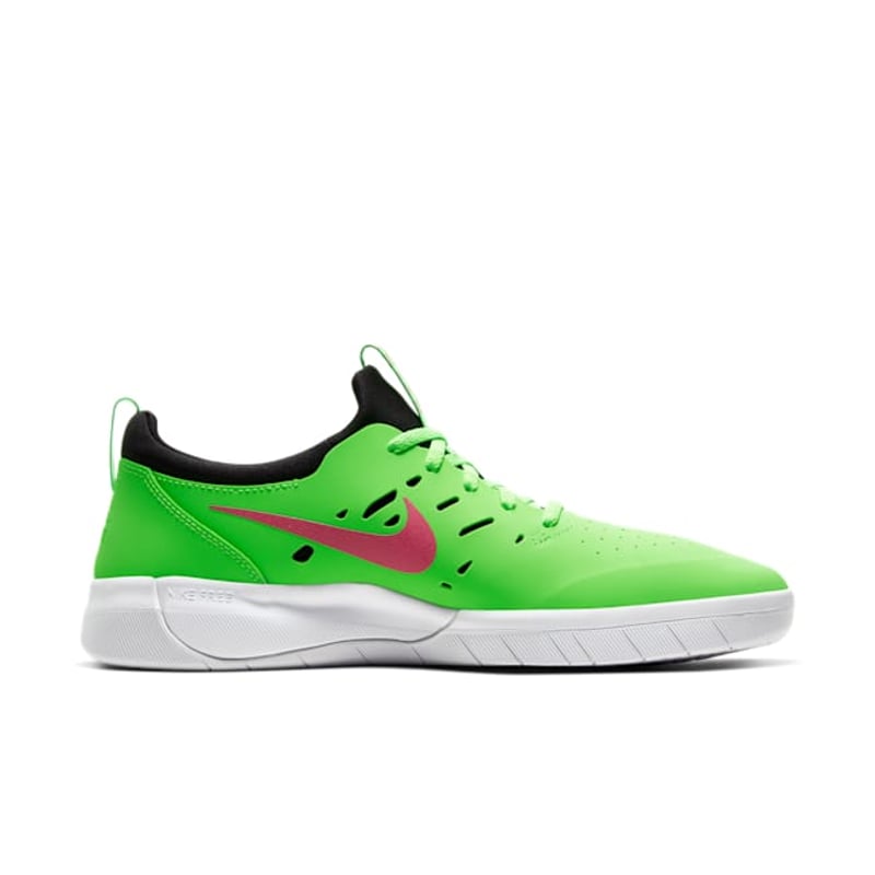 Nike SB Nyjah Free AA4272-301 03