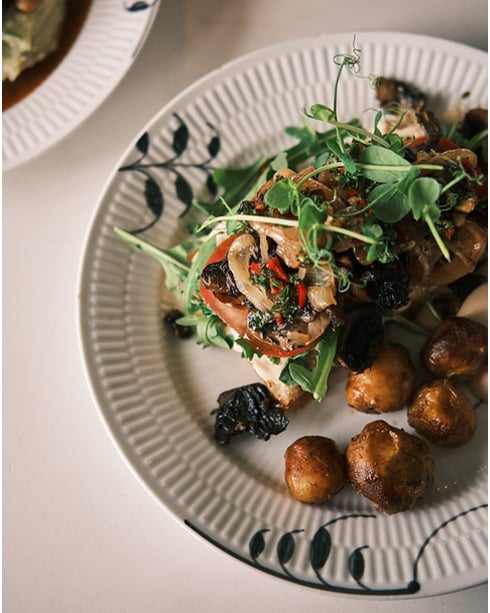 Plantan Bístró VNCFFB8B3W6MPHKX6