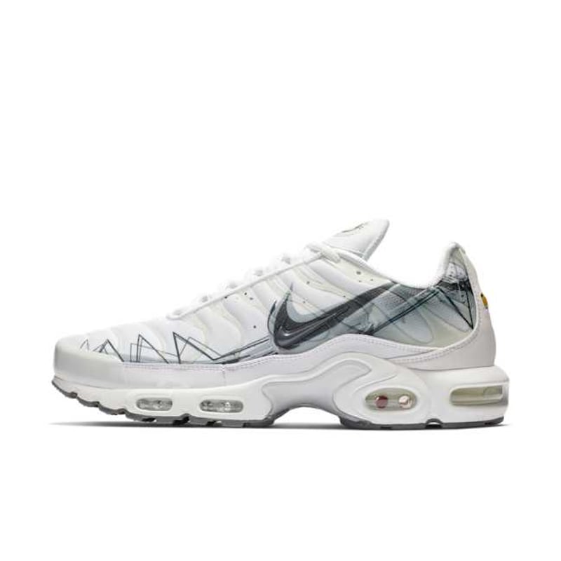 Nike Air Max Plus BV7826-100 01