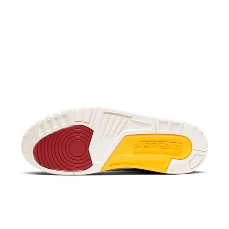 Jordan 3 Retro SE CV3583-003 02