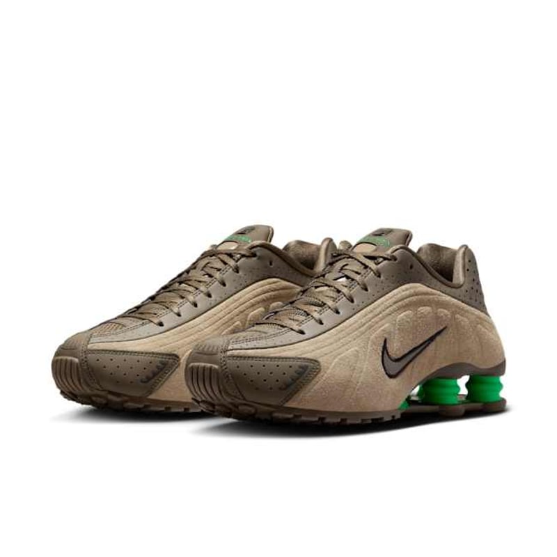Nike Shox R4 HQ7739-200 05