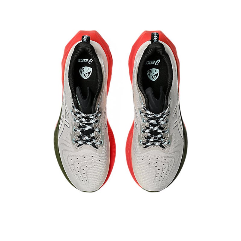 ASICS Novablast 4 TR 1011B850-300 06