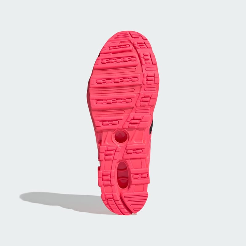 adidas Predator Megaride x Mercedes JR9992 03