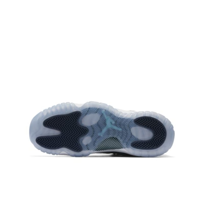 Jordan 11 Retro Low 580521-408 02