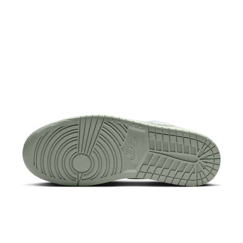 Jordan 1 Low SE FN5214-131 02