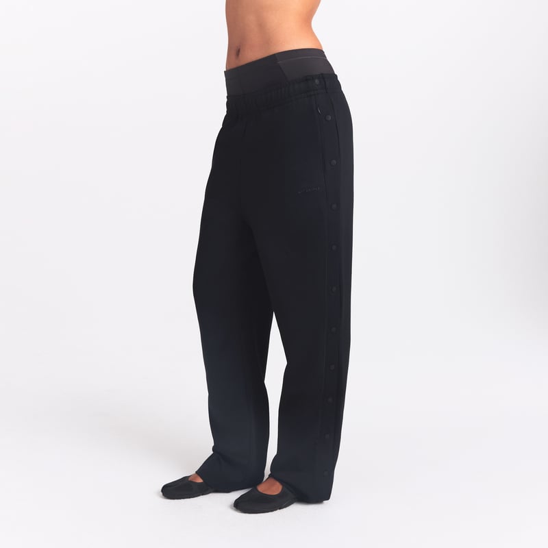 NikeSKIMS Matte Tricot IV0539-054 02