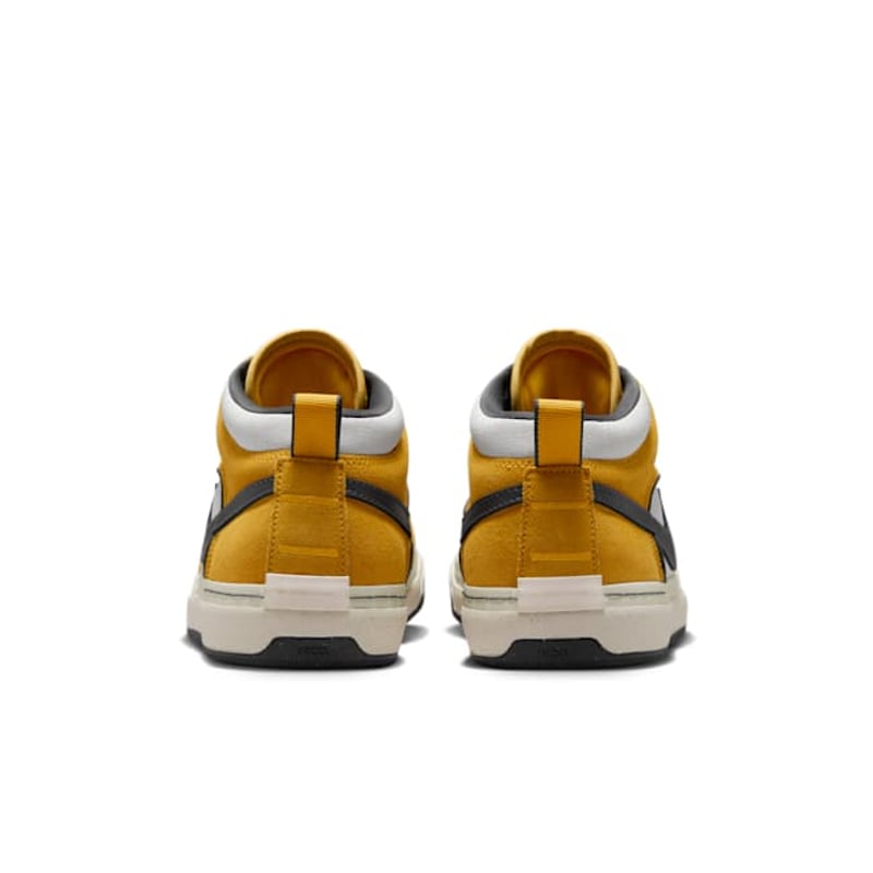 Nike SB React Leo DX4361-701 06