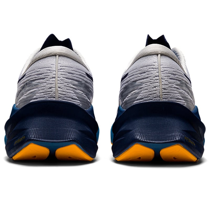 ASICS Novablast 3 1011B458-100 05