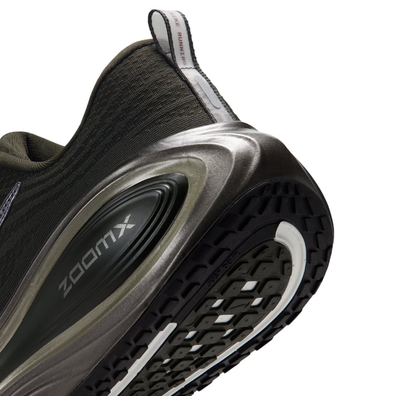 Nike Vomero Plus løpesko "Millennium Pace" | Herre | Løping | 08 | SPORTSHOWROOM