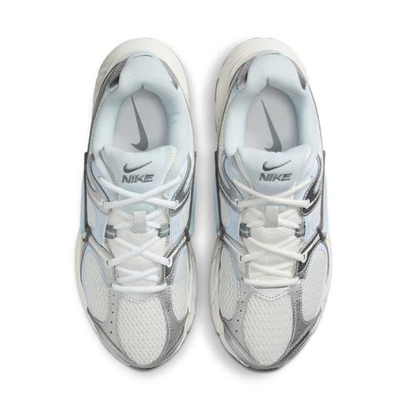 Nike V5 RNR HQ7901-103 04