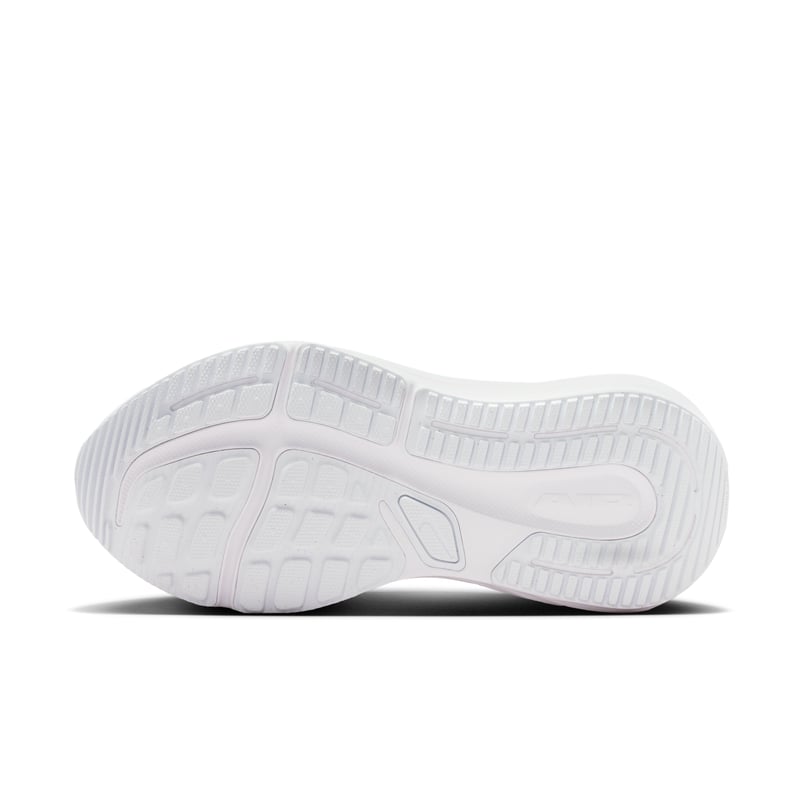 Nike Winflo 12 Laufschuhe "Football Grey & Bleached Lilac" | Damen | Laufen | 02 | SPORTSHOWROOM