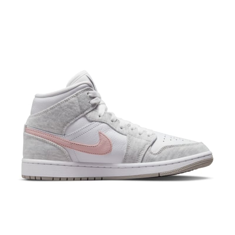 Jordan 1 Mid SE DN4045-001 03