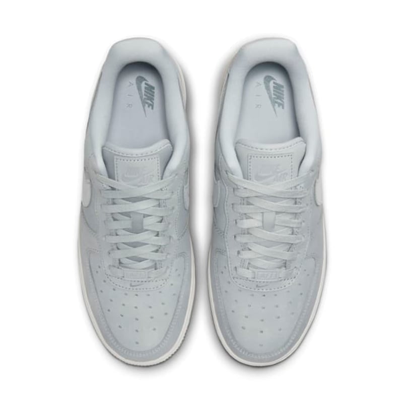 Nike Air Force 1 Premium DR9503-001 04