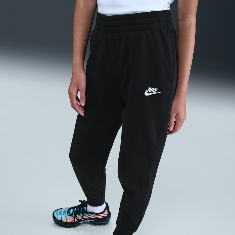Nike Club Fleece HQ9318-010 04
