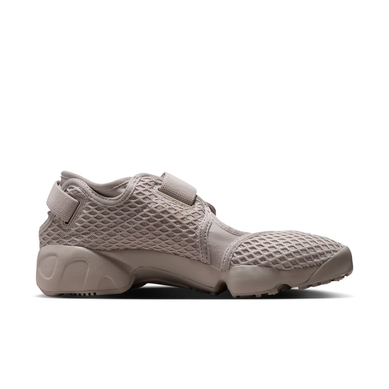 Nike Air Rift trainers "Cream II & Light Orewood Brown" | Women | SportStyle | 02 | SPORTSHOWROOM