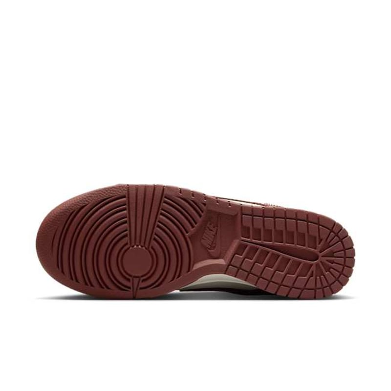 Nike Dunk Low IB4417-104 02