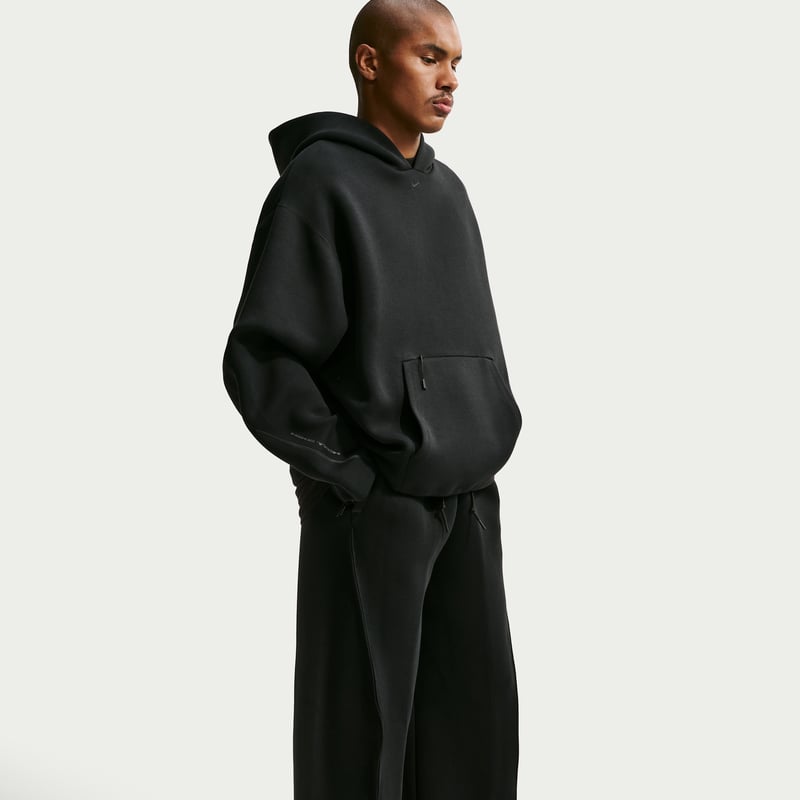 Nike Tech Fleece Loose-Fit HV6541-010 04