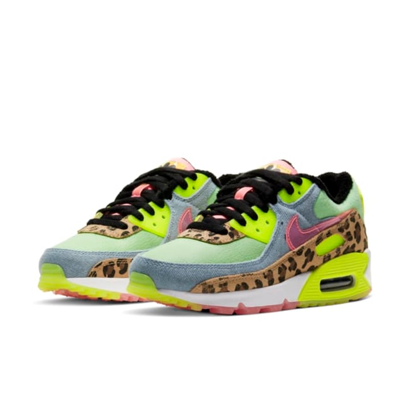 Nike Air Max 90 LX CW3499-300 05