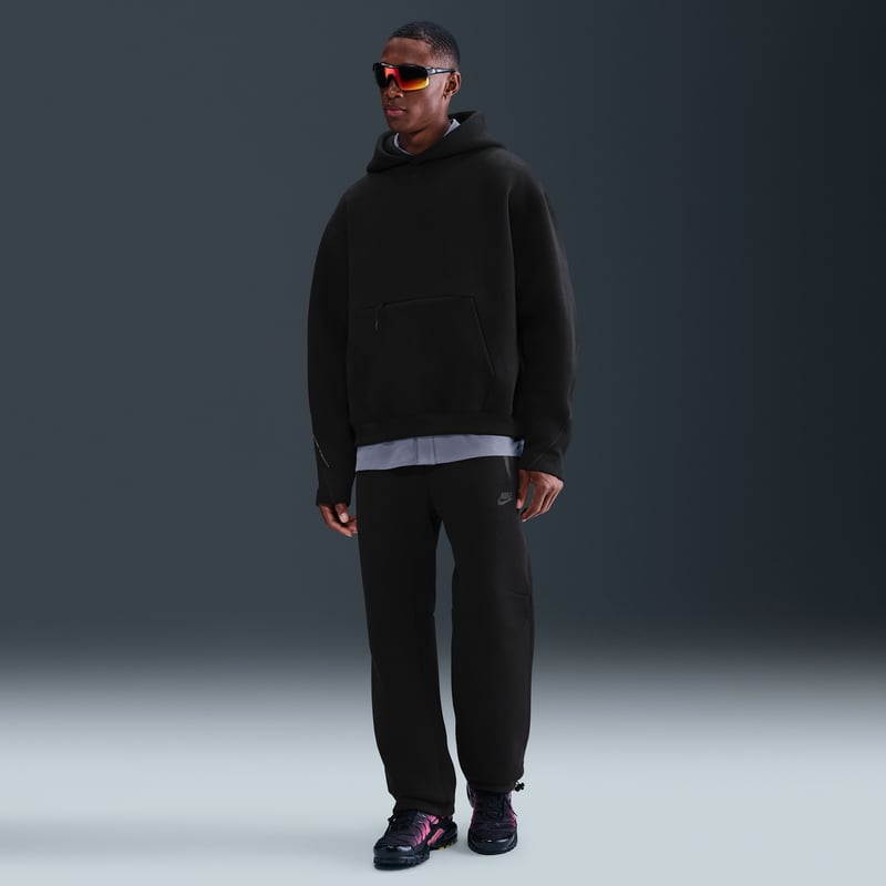 Nike Tech Fleece Oversized HV6535-010 04