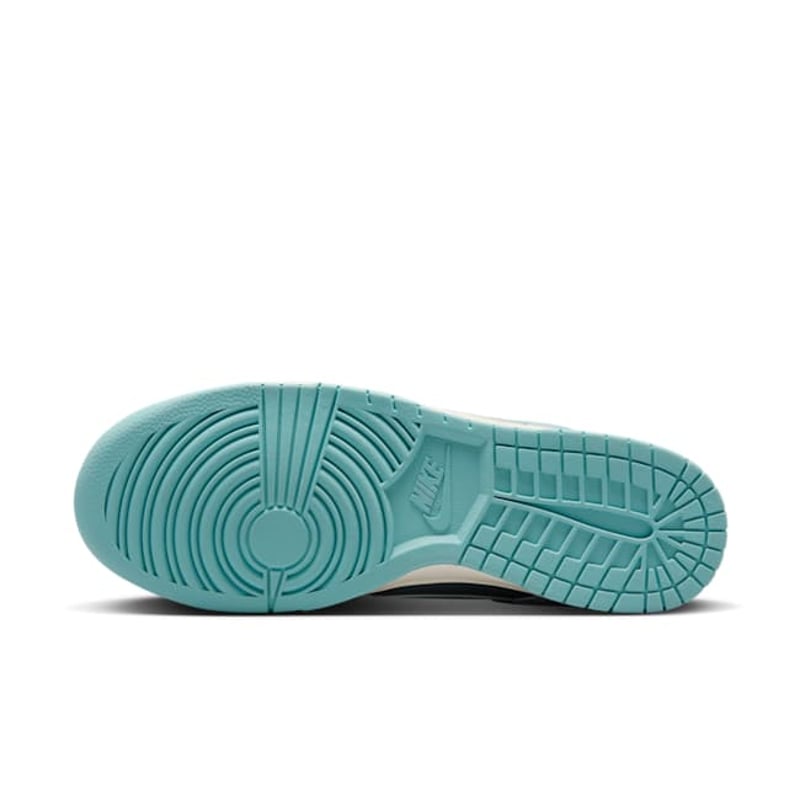 Nike Dunk Low HF5441-001 02