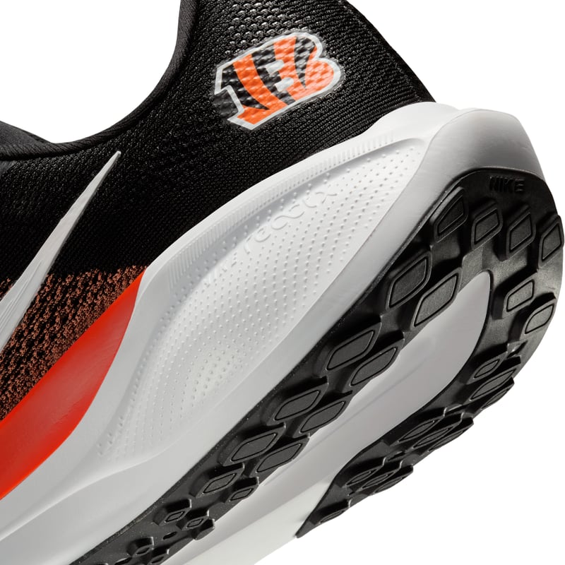 Nike Pegasus 41 x NFL IB3189-001 08
