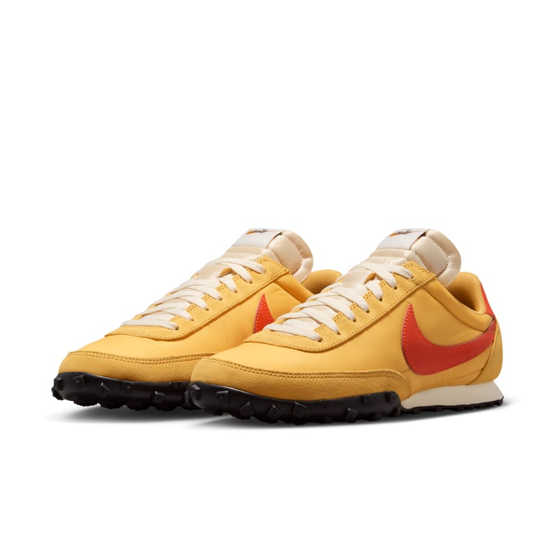Sneakers Nike Waffle Racer "Wheat Gold & Picante Red" | Uomo | Sportstyle | 05 | SPORTSHOWROOM