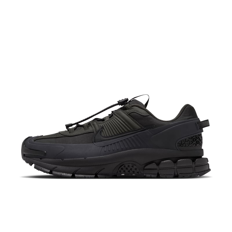 Nike Zoom Vomero Roam sneakerit "Sequoia & Black" | Miehet | Sportstyle | 01 | SPORTSHOWROOM